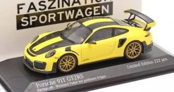 1/43 Minichamps 2018 Porsche 911 (991.2) GT2 RS Weissach Package (Racing Yellow) Car Model