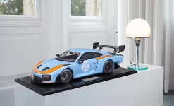 1/8 MINICHAMPS PORSCHE 935/19 2019-GULF DESIGN Resin Car Model