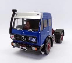 KK Scale Road Kings 1/18 RK180041 - 1973 Mercedes Benz NG 1632 Tractor Truck