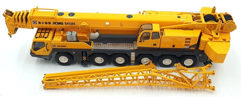 Unknown Brand 1/50 Scale Diecast UBCRNE01 XCMG QAY200 All Terrarin Crane - Image 3