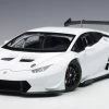 1/18 AUTOart 2015 Lamborghini Huracan LP620-2 Super Trofeo (Biaco Isis White) Car Model
