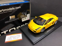 1/18 AUTOart LAMBORGHINI GALLARDO (METALLIC YELLOW) Diecast Model 74571