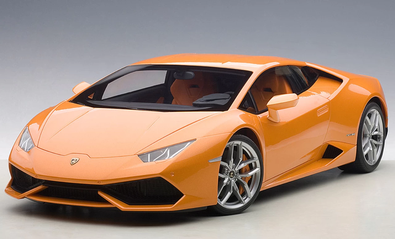 1/12 AUTOart Lamborghini Huracan LP610-4 (Arancio Borealis 4-Layer Pearl Metallic Orange) Car Model