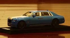 1/18 HH Model Rolls-Royce Phantom Extended Wheelbase 8th Generation Alps (Blue With Silver Top) Resin Car Model Limited (ETA June-July 2021)