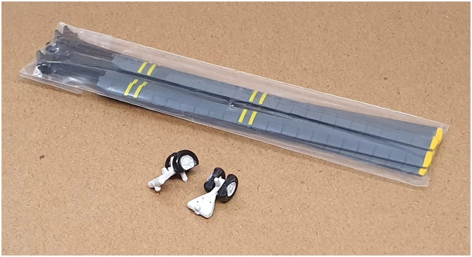 Corgi 1/72 Scale Diecast - AA33403 Sikorsky VH-3D Sea King US Presidential - Image 6