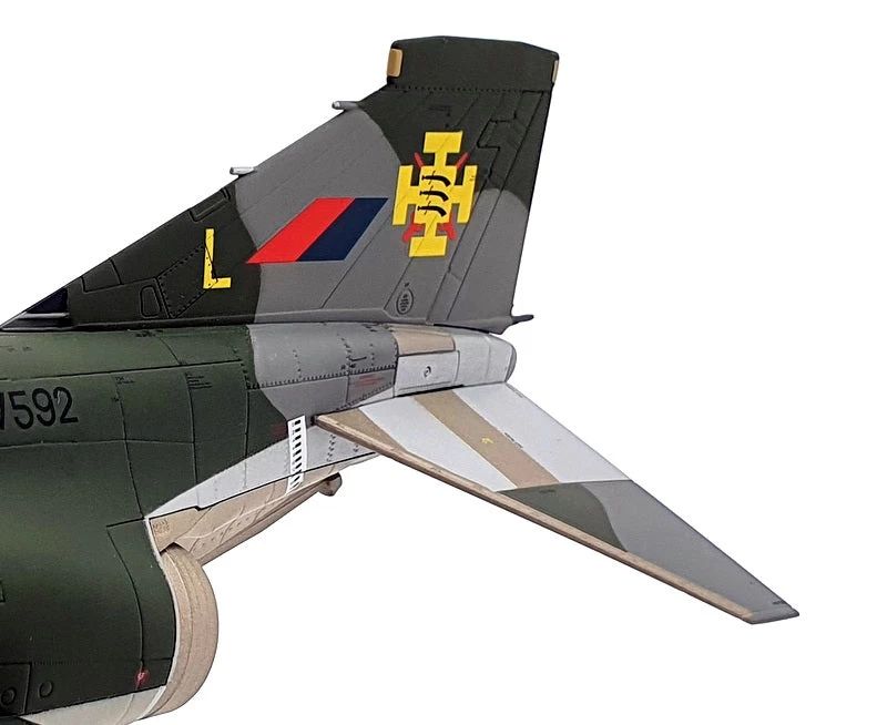 Corgi 1/48 Scale Diecast AA27902 - McDonnell Douglas Phantom RAF 1970 - Image 5