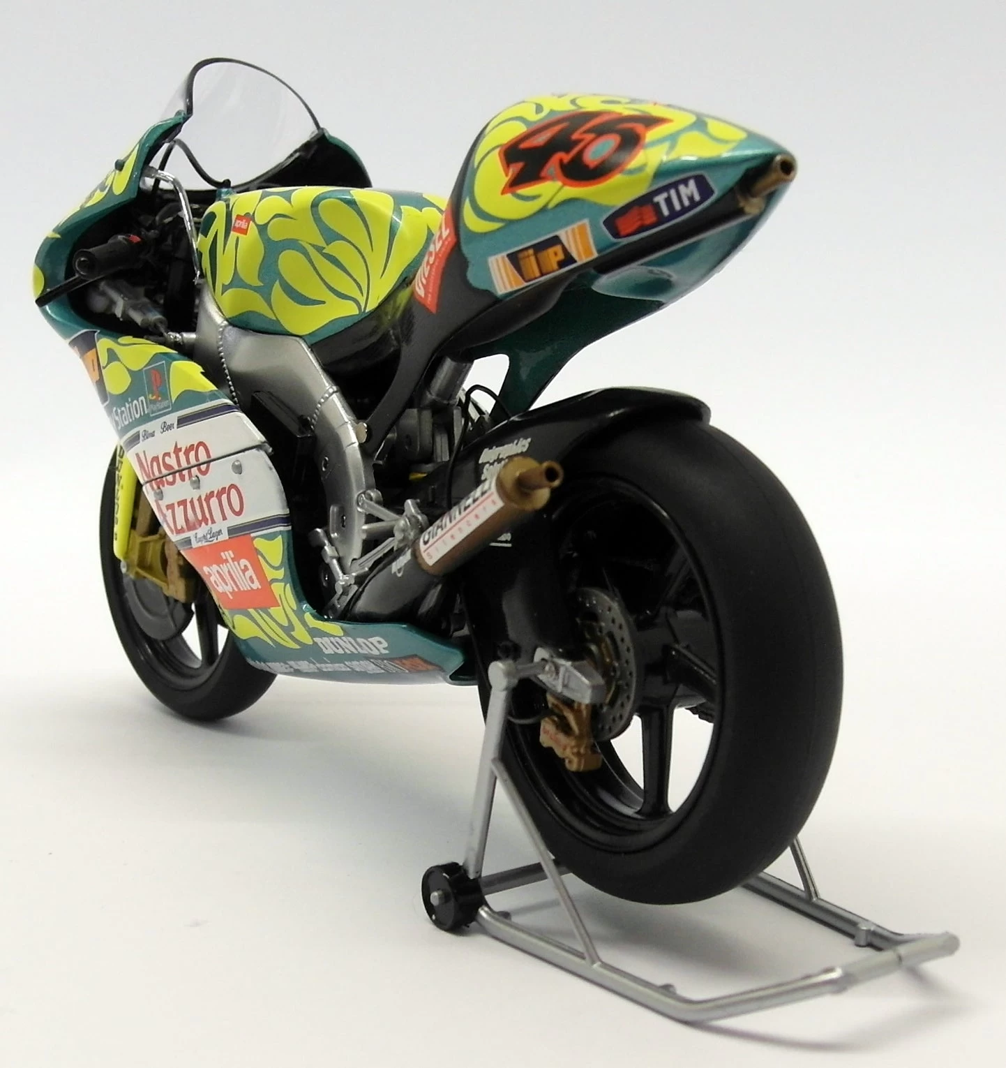 Minichamps 1/12 Scale Diecast 122 990046 Aprilia RSW 250 Mugello GP 99 V. Rossi - Image 5