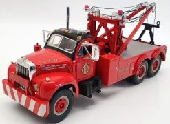 First Gear 1/34 Scale Model Car 49-0005 - 1960 Mack Model B61 Fire Truck