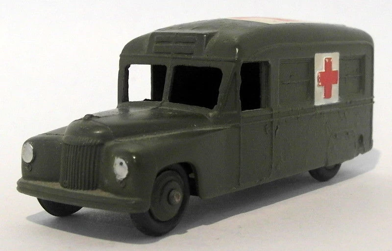 Vintage Dinky 30HM - Daimler Ambulance - Green - Image 4