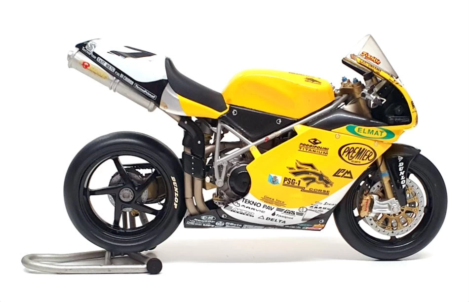 Minichamps 1/12 Scale 122 031207 - Ducati 998RS P. Chili WSB 2003 - Image 3