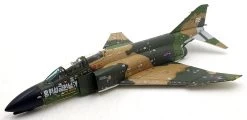 Hobby Master 1/72 Scale HA1914B - McDonnell Douglas F-4 Phantom II ROKAF