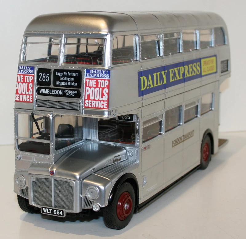 SunStar 1/24 Scale 2903 Routemaster Bus Daily Express RM664 WLT 664 Silver Lady - Image 5