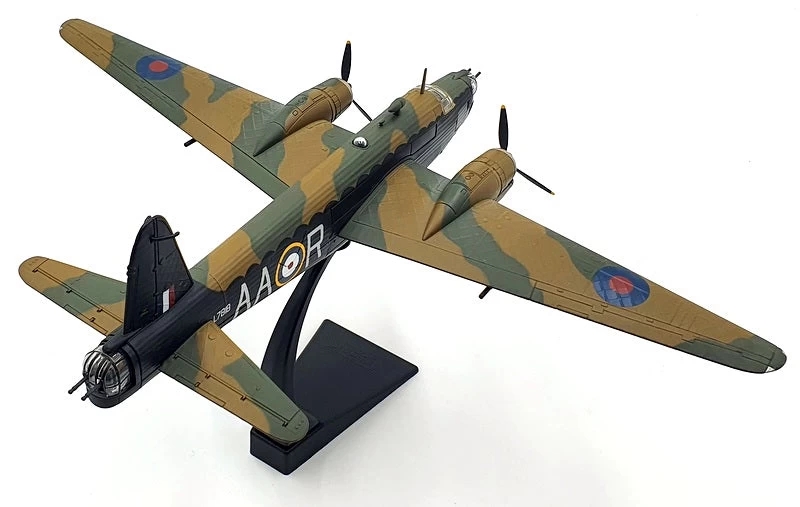 Corgi 1/72 Scale Diecast AA34812 - Vickers Wellington MK.1C WW2 Plane - Image 2