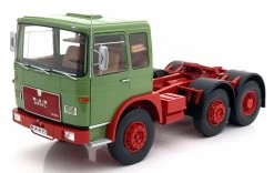 Road Kings 1/18 Scale RK180052 - 1972 MAN 16304 F7 Tractor Truck Green/Red