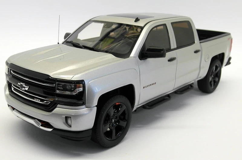 GT Spirit 1/18 Scale Resin GT785 - Chevrolet Silverado Pick Up 2018 - Silver