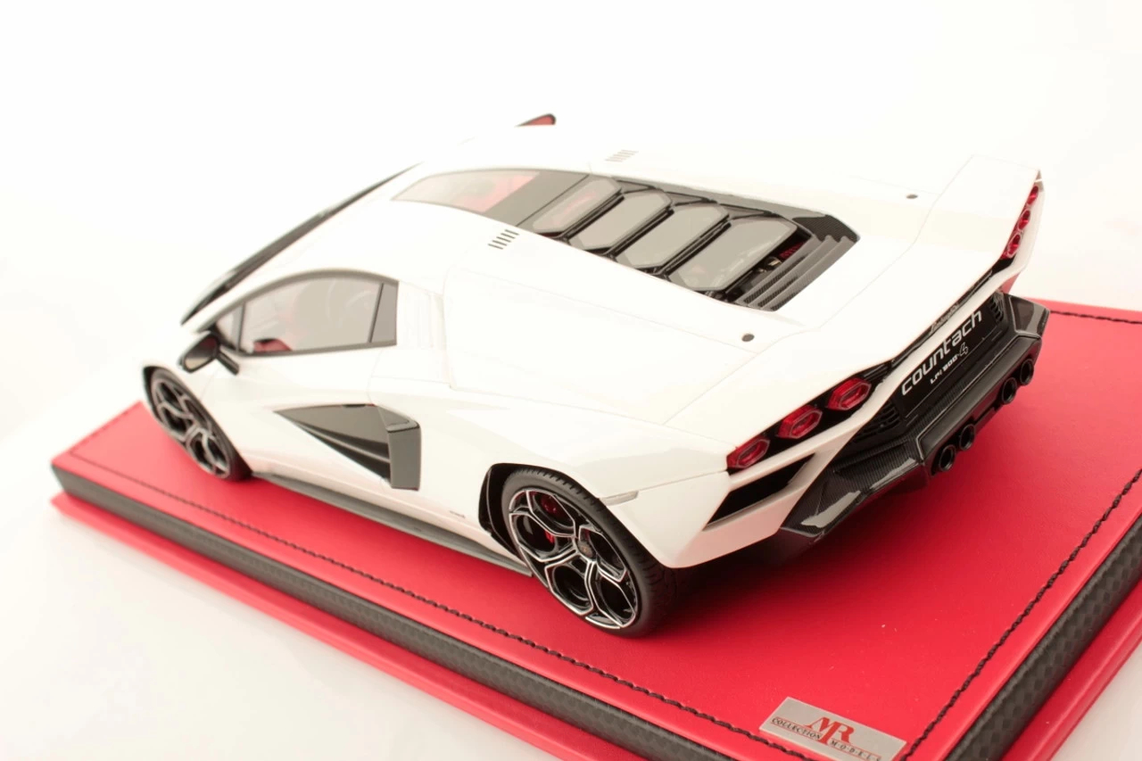 1/18 MR Collection Lamborghini Countach LPI 800-4 (Bianco Siderale White) Resin Car Model - Image 4