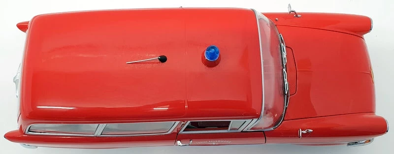 Minichamps 1/18 Scale Model Car 180 043291 - Opel Rekord P1 Caravan - Image 4