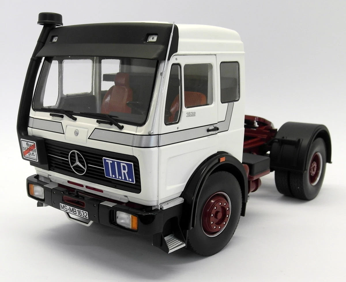 Road Kings 1/18 Scale RK180043 - Mercedes NG 1632 1973 White / Silver/ Dark Red