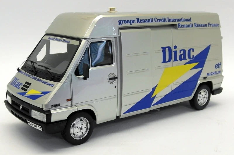 Otto 1/18 Scale OT289B Renault Williams Clio + Traffic Van / Trailer Rally Set - Image 7