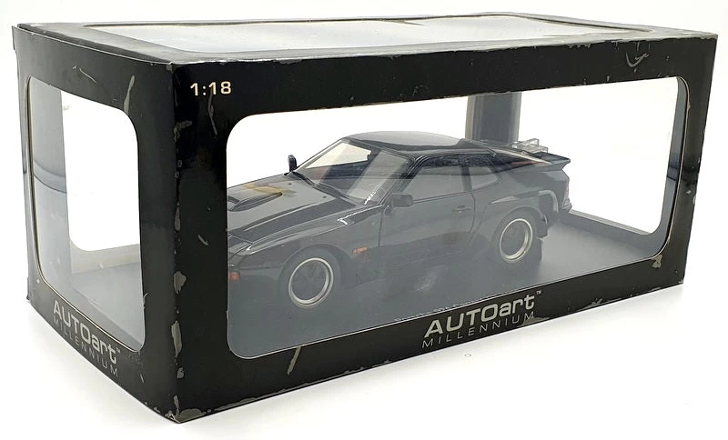 AutoArt 1/18 Scale Diecast Model 78001 - Porsche 924 Carrera GT 1980 - Black - Image 3