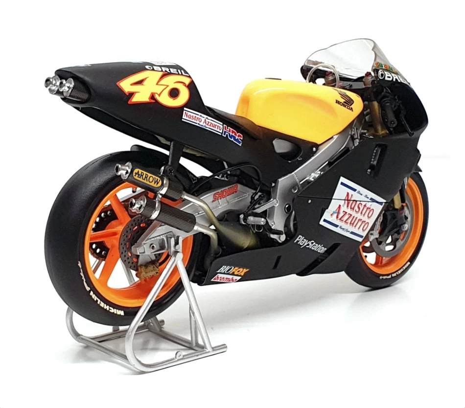 Minichamps 1/12 Scale 122 006186 - Honda NSR 500 - Rossi Test Bike 2000 - Image 2