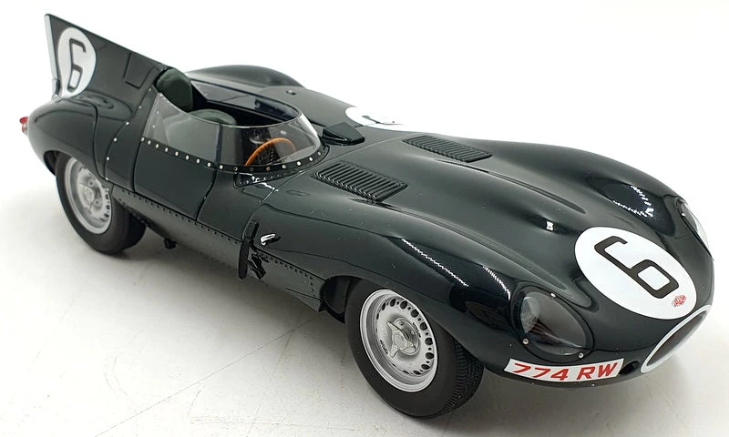 Autoart 1/18 Scale Diecast 85586 - Jaguar D-Type Le Mans 1955 Winner #6 Hawthorn - Image 2