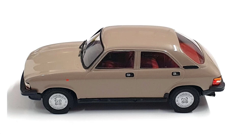 Somerville Models 1/43 Scale 143 - Austin Allegro 3 - Fawn - Image 4