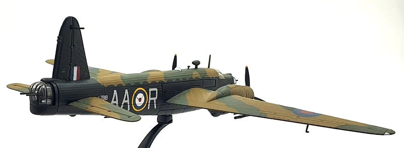 Corgi 1/72 Scale Diecast AA34812 - Vickers Wellington MK.1C WW2 Plane - Image 3
