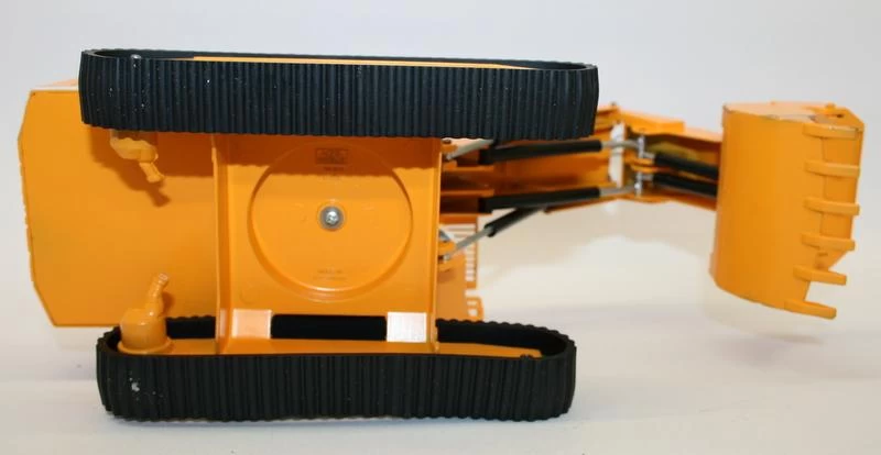 NZG 1/50 Diecast - 241 - Demag H185 Hydraulic Excavator - Image 7