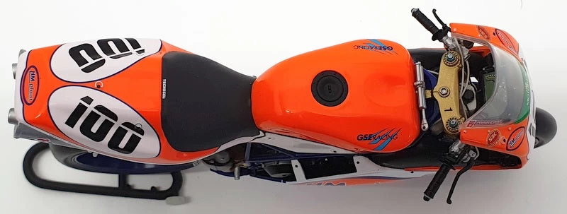 Minichamps 1/12 Scale 122 011200 - Ducati 996 RS Superbike 2001 - N. Hodgson - Image 4