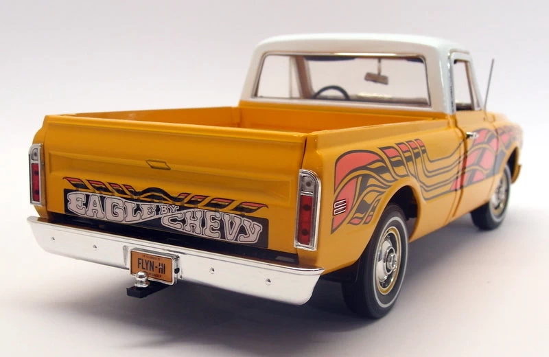 Highway 61 1/18 Scale - 50879 Chevy Fleetside Pickup Yellow Eagle - Image 7