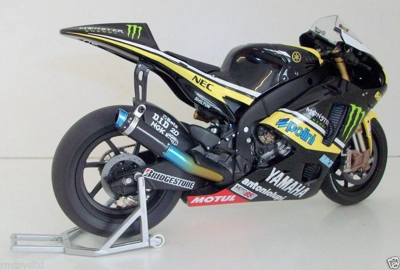 MINICHAMPS 1/12 - 122 093052 YAMAHA YZR-M1 TECH-3 JAMES TOSELAND MOTO GP 2009 - Image 2