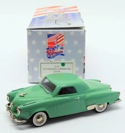 American Classics 1/43 Scale Model AA3 - 1951 Studebaker Commander Coupe - Green
