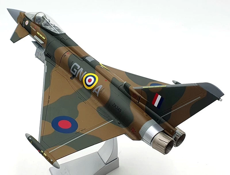 Corgi 1/48 Scale AA29001 - Eurofighter Typhoon FGR.4 RAF 29 SQN B.O.B 2015 - Image 3